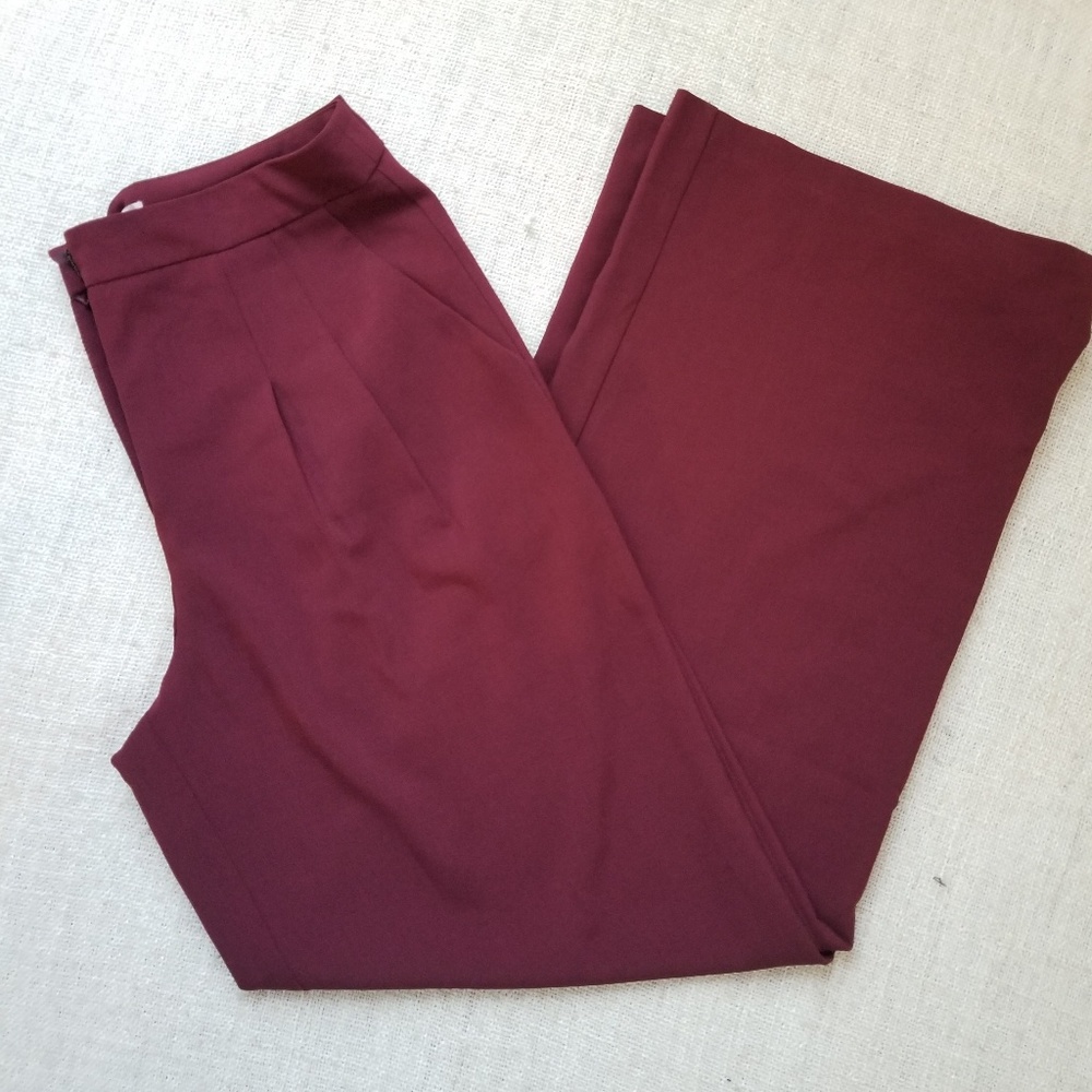 🎉SOLD🎉Maroon Forever 21 Pleated Work Pants - Picture 2 of 4